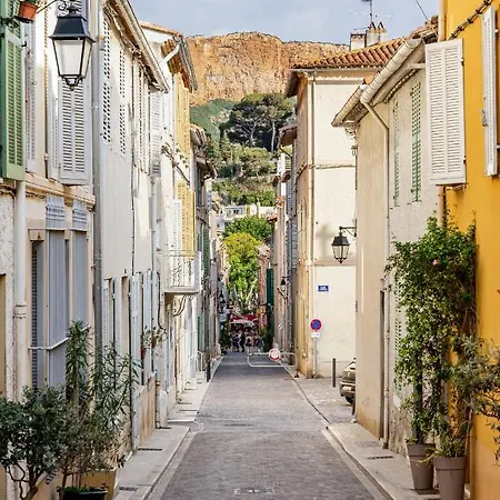 Apartment Le Clocher Par Dodo-a-cassis Cassis