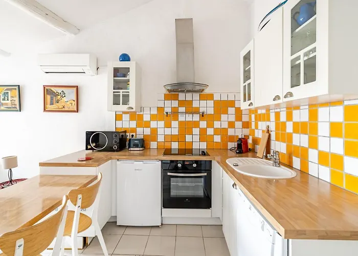 Le Clocher Par Dodo-a-cassis Apartmán *